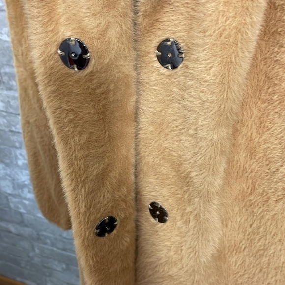 Cyrus Tan Teddy Snap Sweater Coat - Picture 3 of 8